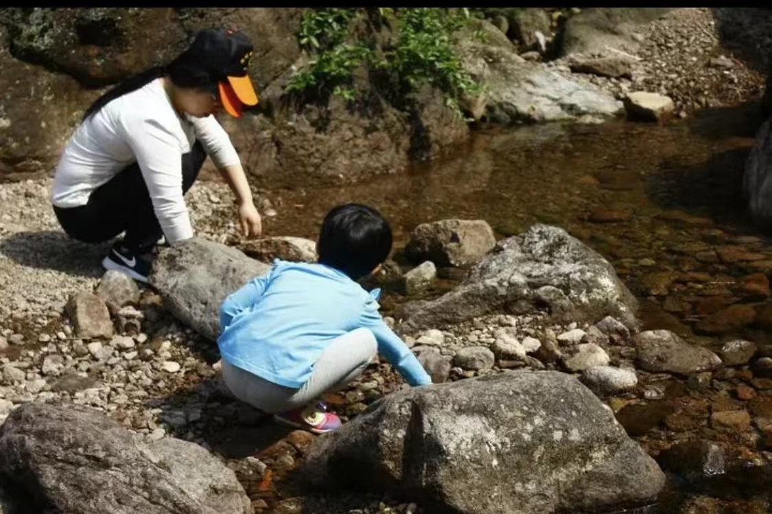 叛逆期的孩子應該怎麽教育_濟南德泓教育